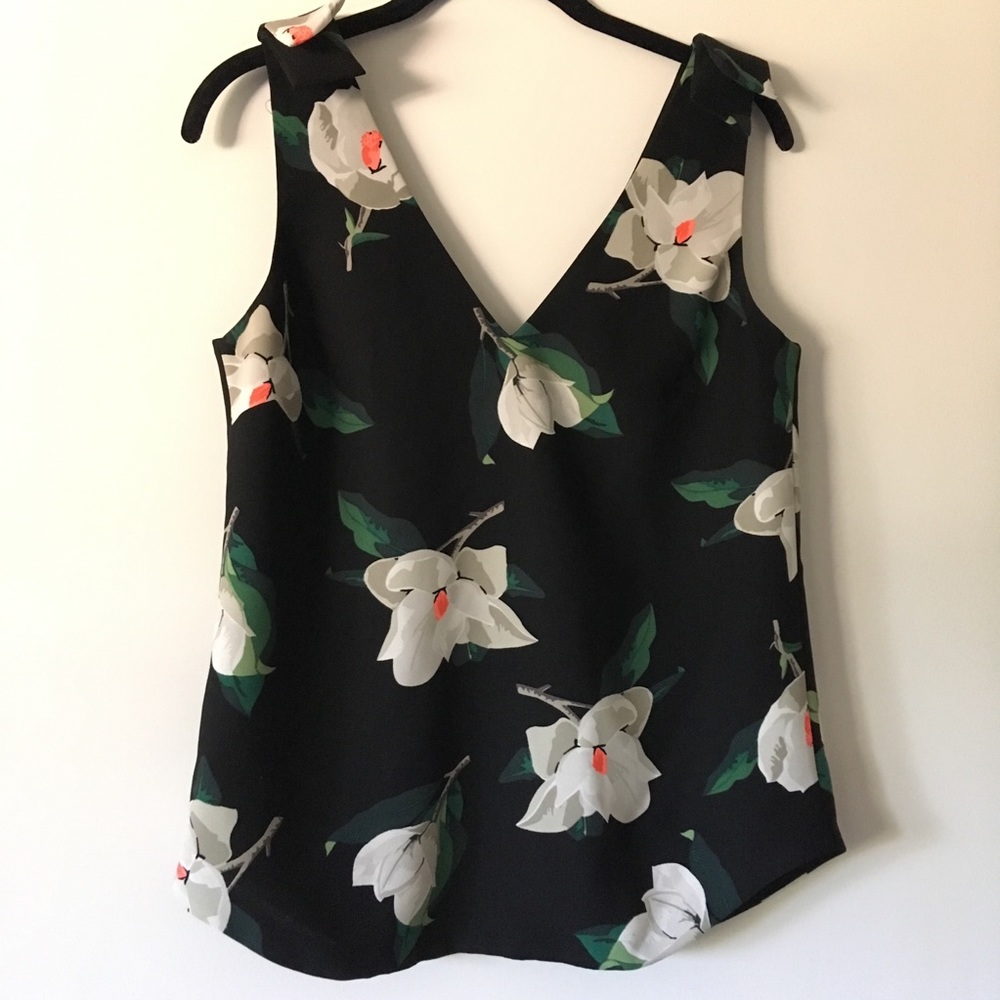 Banana Republic sleeveless blouse size XS